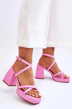 Modne Sandały Na Obcasie I Platformie Jasnoróżowe Secret Rose