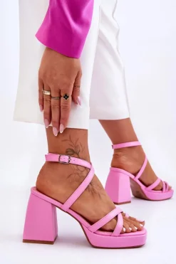 Modne Sandały Na Obcasie I Platformie Jasnoróżowe Secret Rose