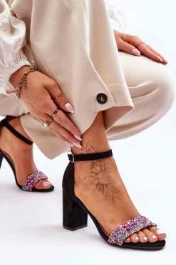 Modne Sandały Na Obcasie Z Ozdobnymi Kamieniami Czarne Love Me