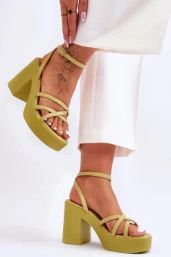 Modne Sandały Na Obcasie Z Paseczkami Limonkowe Shemira