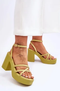 Modne Sandały Na Obcasie Z Paseczkami Limonkowe Shemira