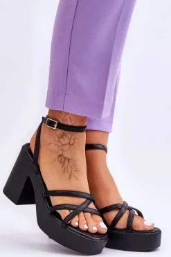 Modne Sandały Na Obcasie Z Paseczkami Czarne Shemira