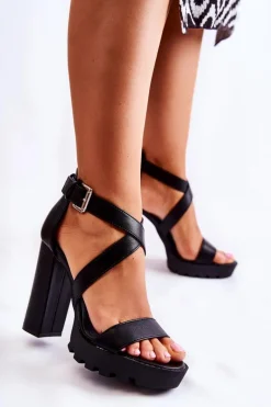 Modne Sandały Na Słupku Z Paskiem Czarne Rammis