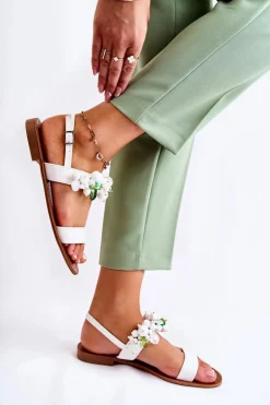 Modne Sandały Z Koralikami Białe Hally