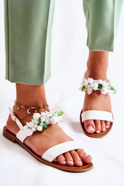 Modne Sandały Z Koralikami Białe Hally