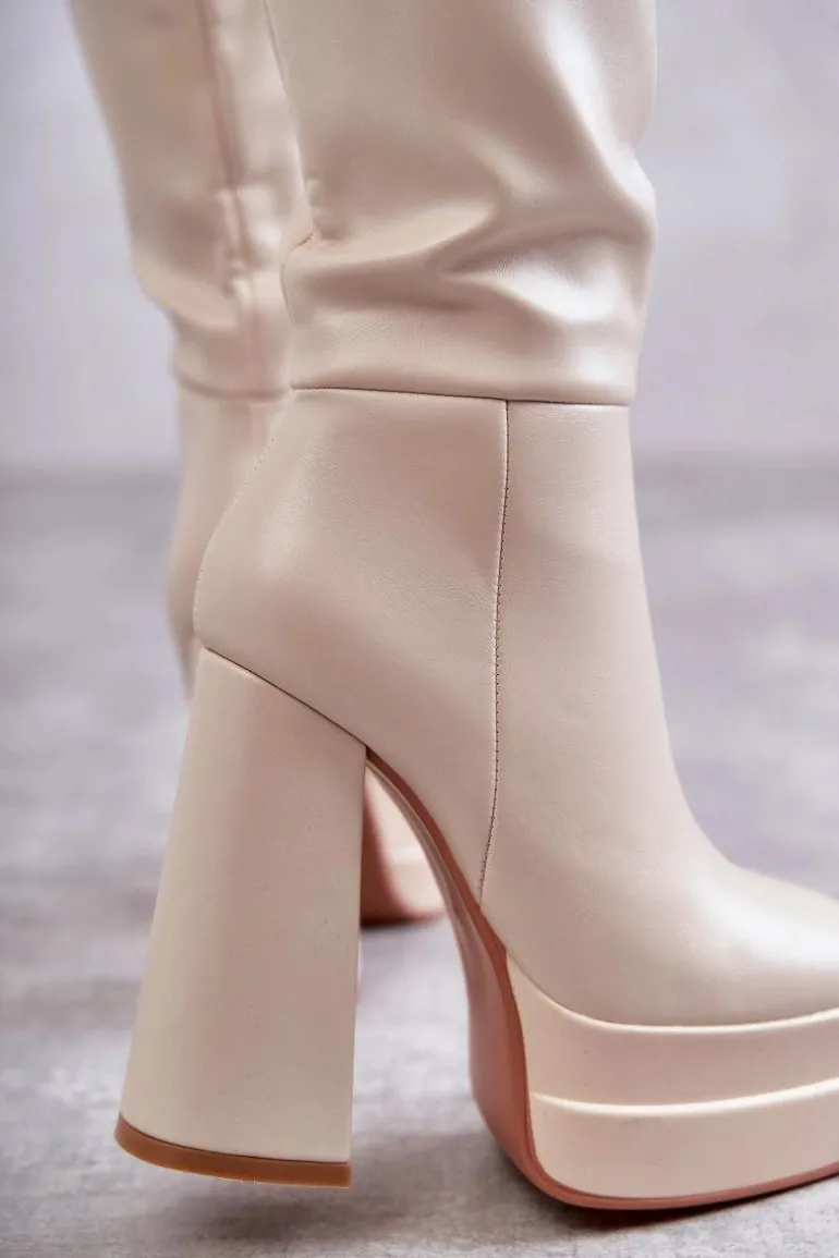 Modne Skórzane Kozaki Na Masywnym Obcasie Beżowe Meggie