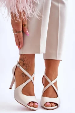 Modne Skórzane Sandałki Na Szpilce Sergio Leone SK429 Perłowe Jasnobeżowe