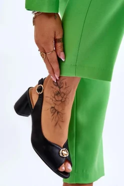 Modne Skórzane Sandały Na Obcasie Czarne Hette