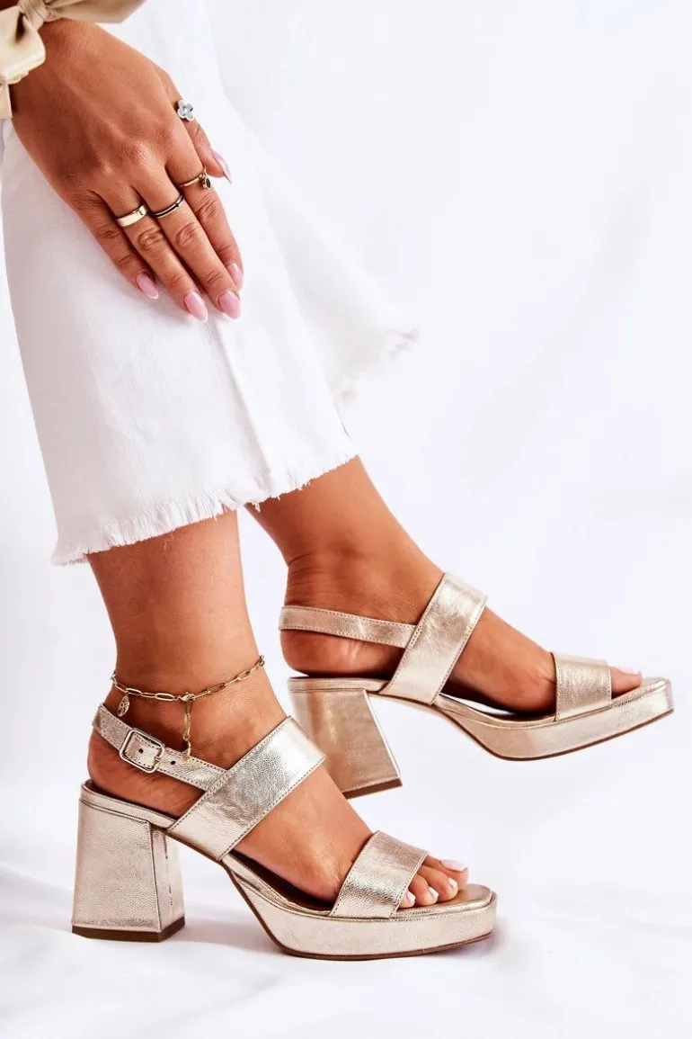 Modne Skórzane Sandały Na Obcasie Maciejka 05522-25 Złote