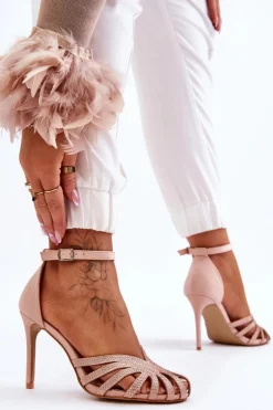 Modne Szpilki Z Dżetami Jasnobeżowe Jaylen