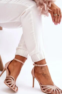 Modne Szpilki Z Dżetami Jasnobeżowe Jaylen