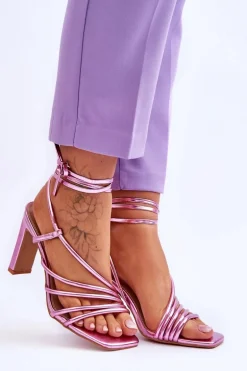 Modne Wiązane Sandały Na Obcasie Różowe Tessoro