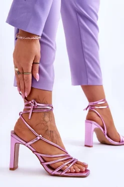 Modne Wiązane Sandały Na Obcasie Różowe Tessoro