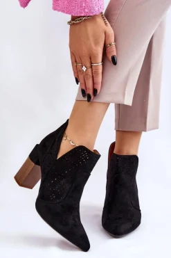 Modne Zamszowe Ażurowe Botki Na Obcasie Czarne Genevi