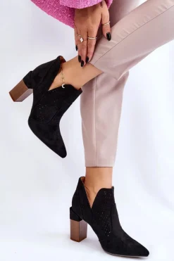 Modne Zamszowe Ażurowe Botki Na Obcasie Czarne Genevi