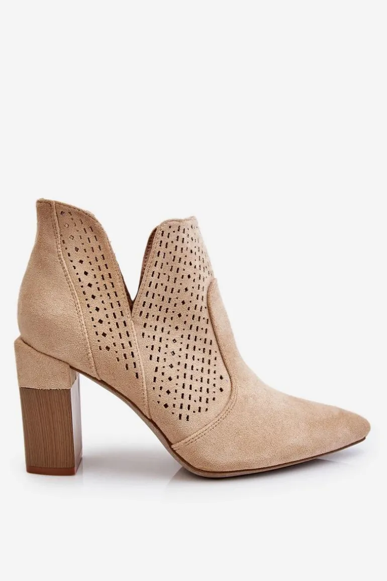 Modne Zamszowe Ażurowe Botki Na Obcasie Jasnobeżowe Genevi