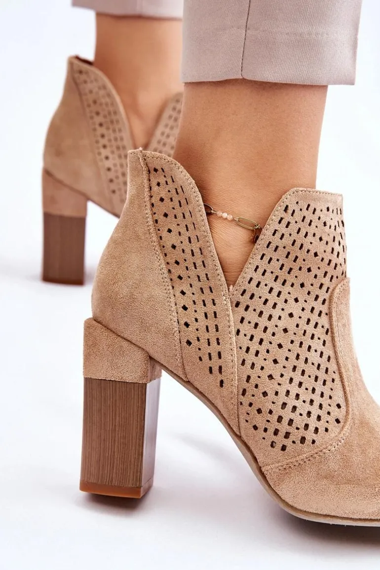 Modne Zamszowe Ażurowe Botki Na Obcasie Beżowe Genevi