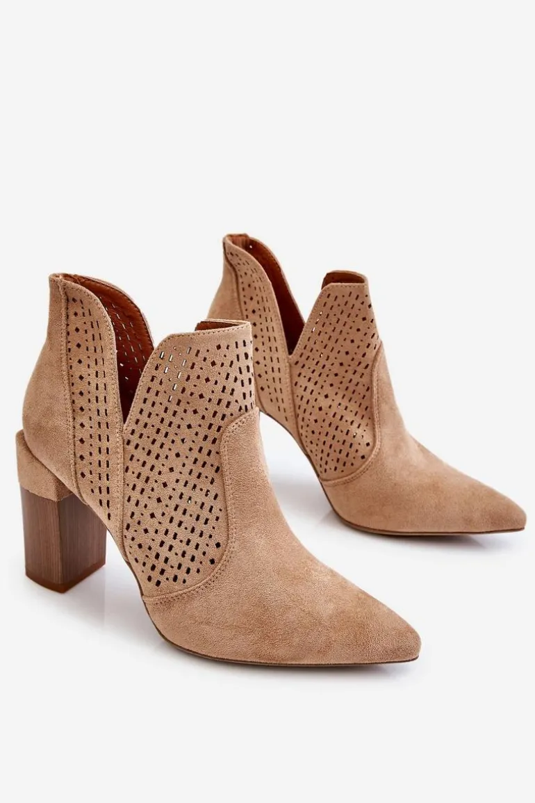 Modne Zamszowe Ażurowe Botki Na Obcasie Beżowe Genevi