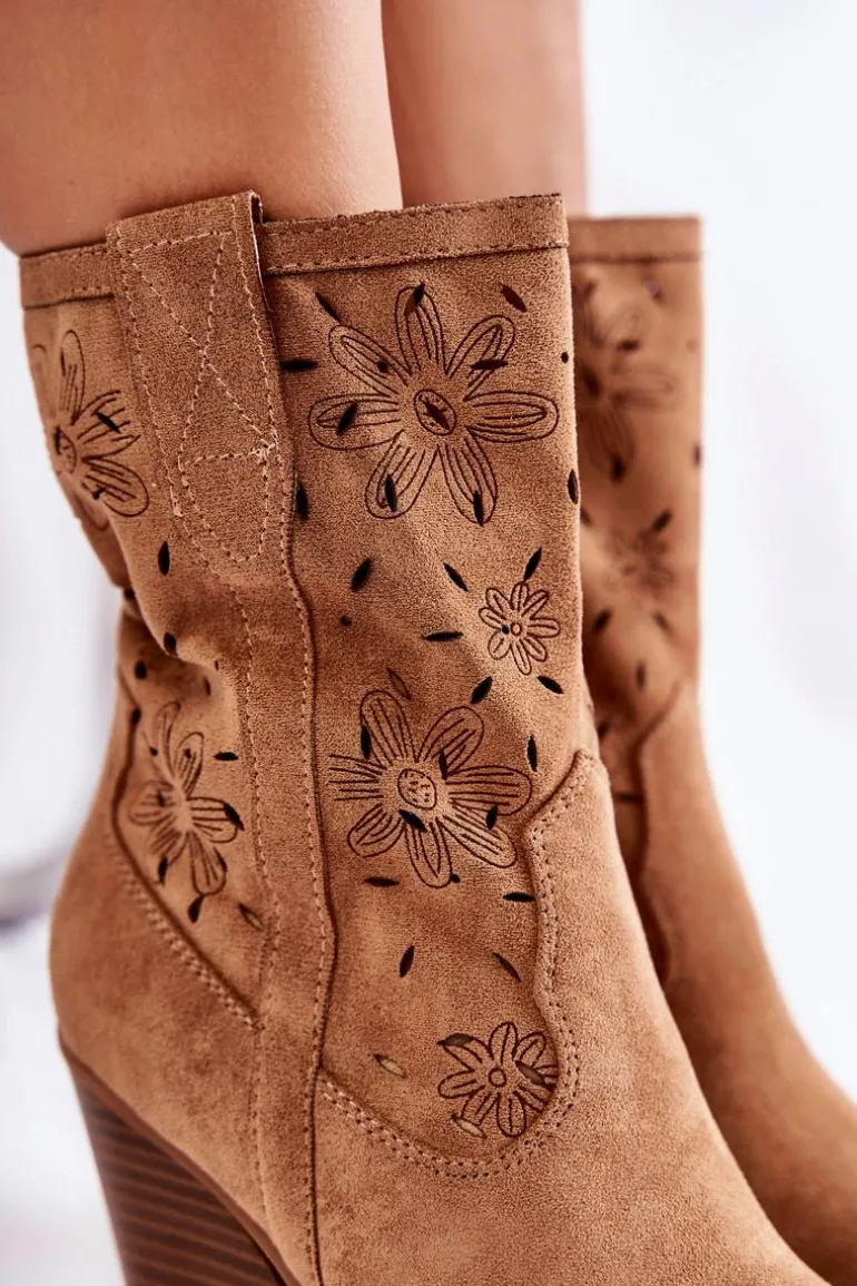 Modne Zamszowe Botki Kowbojki W Kwiaty Camel Coralie