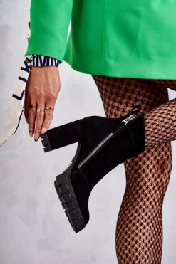 Modne Zamszowe Botki Na Obcasie Laura Messi 2509 Czarne