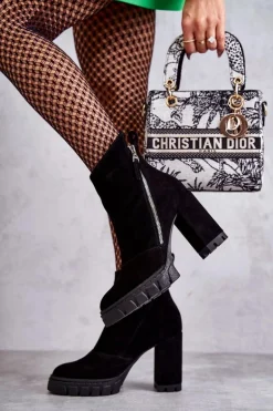 Modne Zamszowe Botki Na Obcasie Laura Messi 2509 Czarne