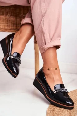 Mokasyny Damskie Czarne Lakierowane Na Koturnie Abba