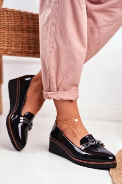 Mokasyny Damskie Czarne Lakierowane Na Koturnie Abba