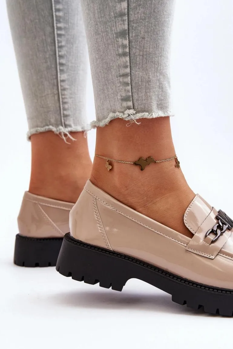 Mokasyny Lakierowane Damskie Na Płaskim Obcasie Beżowe Ezoma