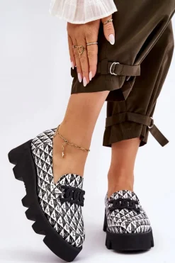 Mokasyny Na Masywnej Platformie Laura Messi 2601 Czarno-Białe