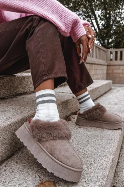 Śniegowce Damskie Na Platformie Z Futerkiem I Haftem Ciemnobeżowe Querina