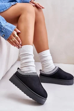 Śniegowce Damskie Na Platformie Ocieplane Futerkiem Czarne Remenia