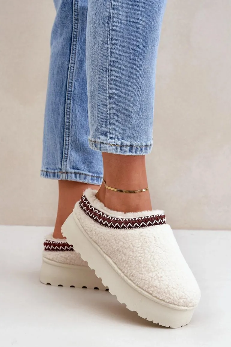 Śniegowce Kapcie Na Platformie Z Futerkiem Typu Baranek Jasnobeżowe Ovirissa