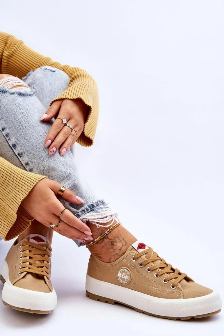 Niskie Damskie Trampki Na Platformie Lee Cooper LCW-23-44-1655L Beżowe