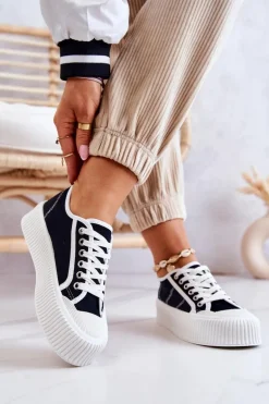 Niskie Trampki Na Platformie Czarne Mischa