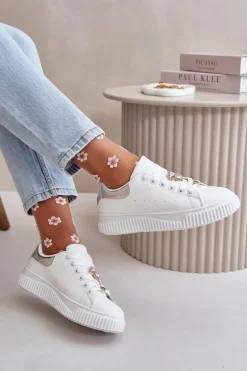 Niskie Trampki Z Eko Skóry Z Przypinkami Biało-Srebrne Cillione