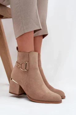Ocieplane Botki Damskie Na Słupku Ze Złotymi Elementami Beżowe Ambrine