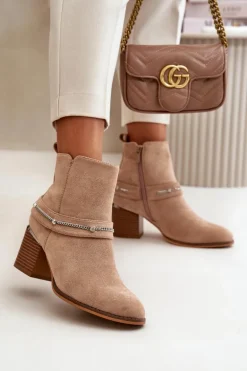 Ocieplane Botki Damskie Na Słupku Z Łańcuszkiem Eko Zamszowe Beżowe Hanalen