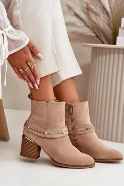 Ocieplane Botki Damskie Na Słupku Z Łańcuszkiem Eko Zamszowe Beżowe Hanalen