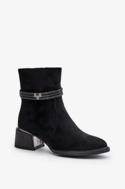 Ocieplane Botki Damskie Na Niskim Obcasie Z Ozdobnymi Paskami D&A MR880-027 Czarne