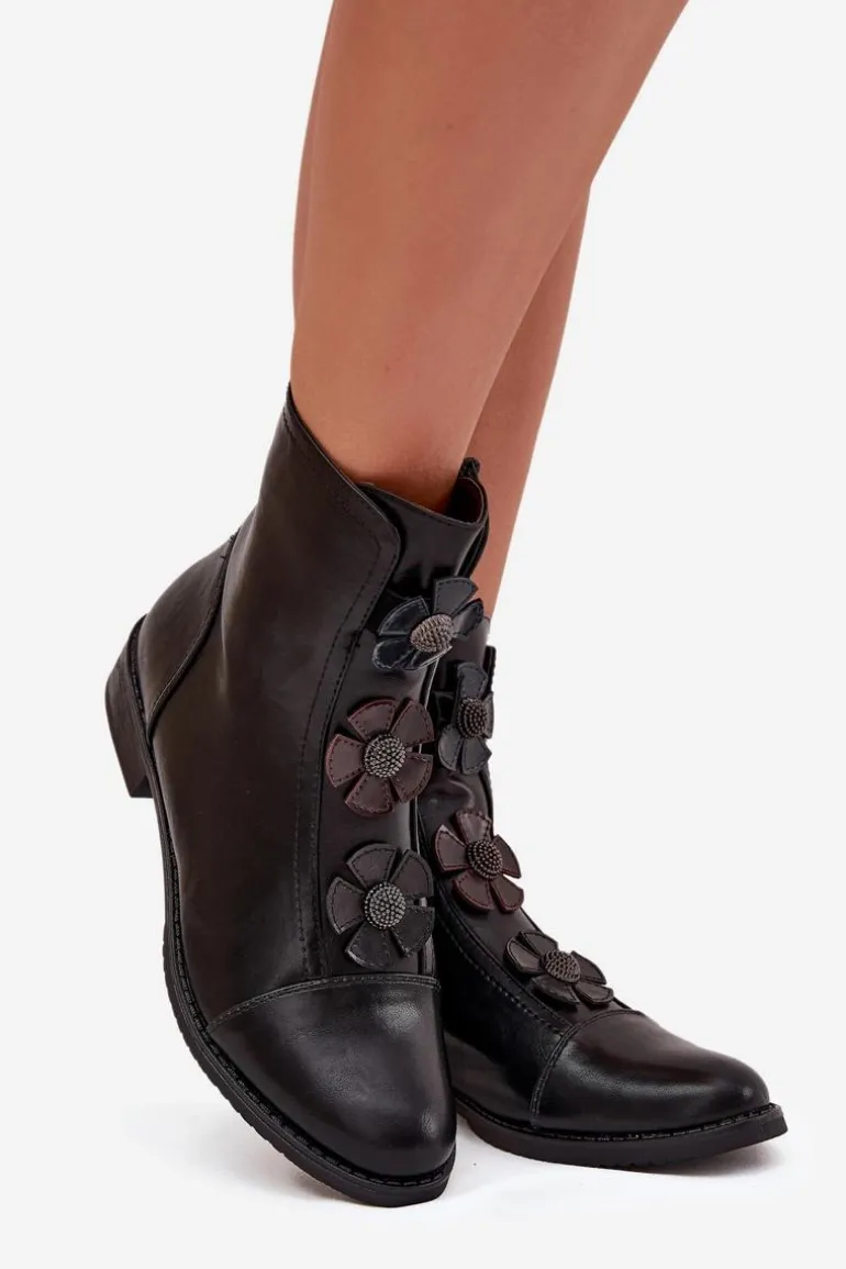 Ocieplane Botki Damskie Na Płaskim Obcasie Z Ozdobnymi Kwiatkami Czarne Pravienne