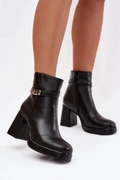 Ocieplane Botki Damskie Na Słupku Z Ozdobnym Paskiem Czarne Giordina