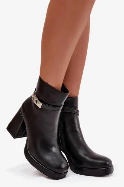 Ocieplane Botki Damskie Na Słupku Z Ozdobnym Paskiem Czarne Giordina