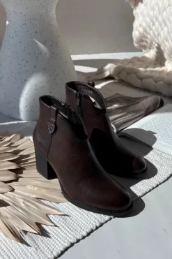 Ocieplane Botki Damskie Na Słupku Z Eko Skóry Czekoladowe Talienne