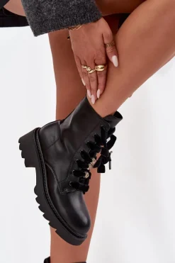 Ocieplane Botki Damskie Z Ozdobnym Sznurowaniem Czarne Elindra