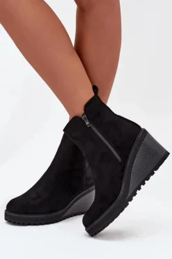Ocieplane Botki Na Koturnie Z Eko Zamszu Czarne Mavona