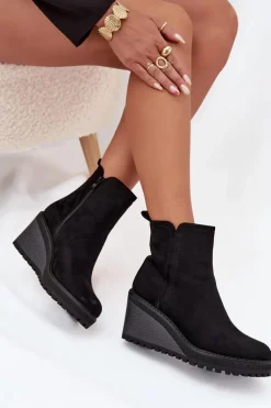 Ocieplane Botki Na Koturnie Z Eko Zamszu Czarne Mavona