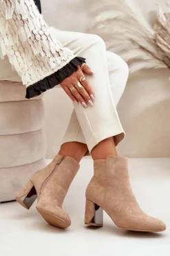 Ocieplane Botki Na Obcasie Słupku Z Lustrzanym Elementem Beżowe Silvare