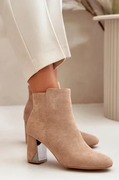 Ocieplane Botki Na Obcasie Słupku Z Lustrzanym Elementem Beżowe Silvare