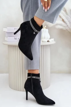 Ocieplane Botki Na Szpilce Z Ozdobnym Paskiem Eko Zamszowe Vinceza 16469 Czarne