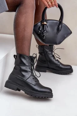 Ocieplane Botki Z Przypinkami Na Sznurowaniu Czarne Irivina